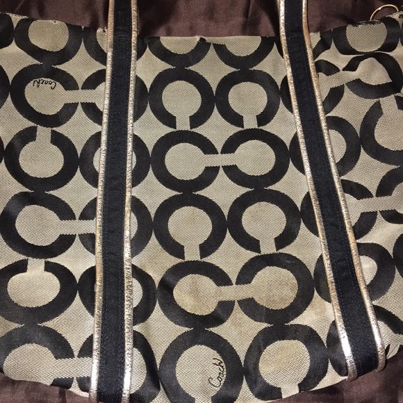 Coach Bag - Picture 3 of 8